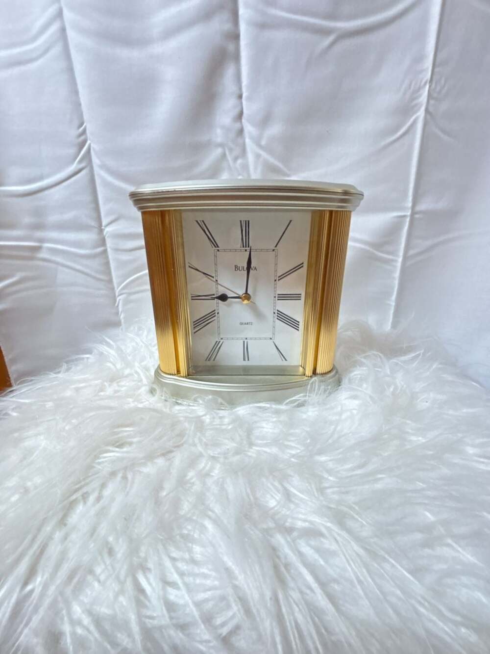 Bulova Quartz Goldtone Mantel Desk Clock